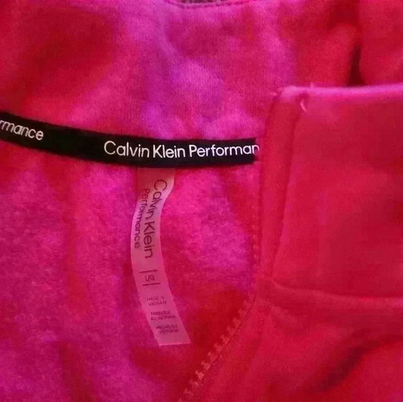 Calvin klein Pink cropped  sweatshirt, large - Picture 3 of 3